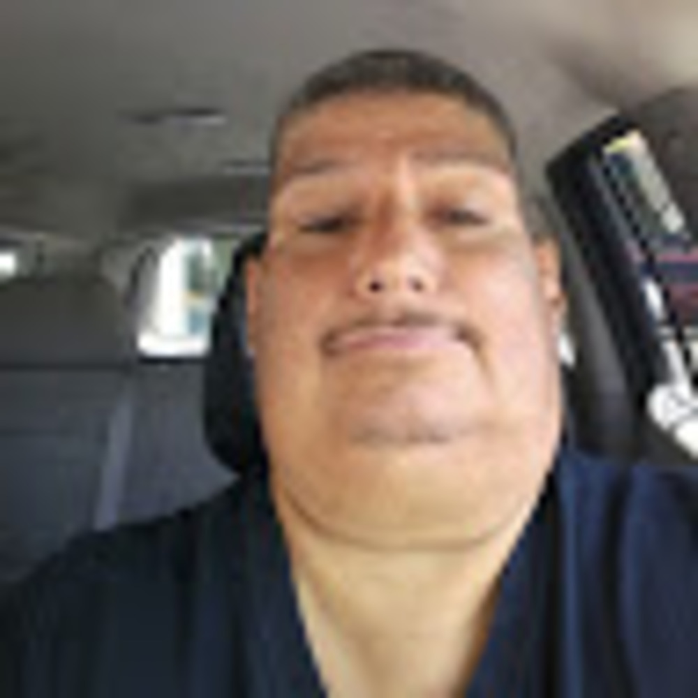 Meet your Posher, Carlos